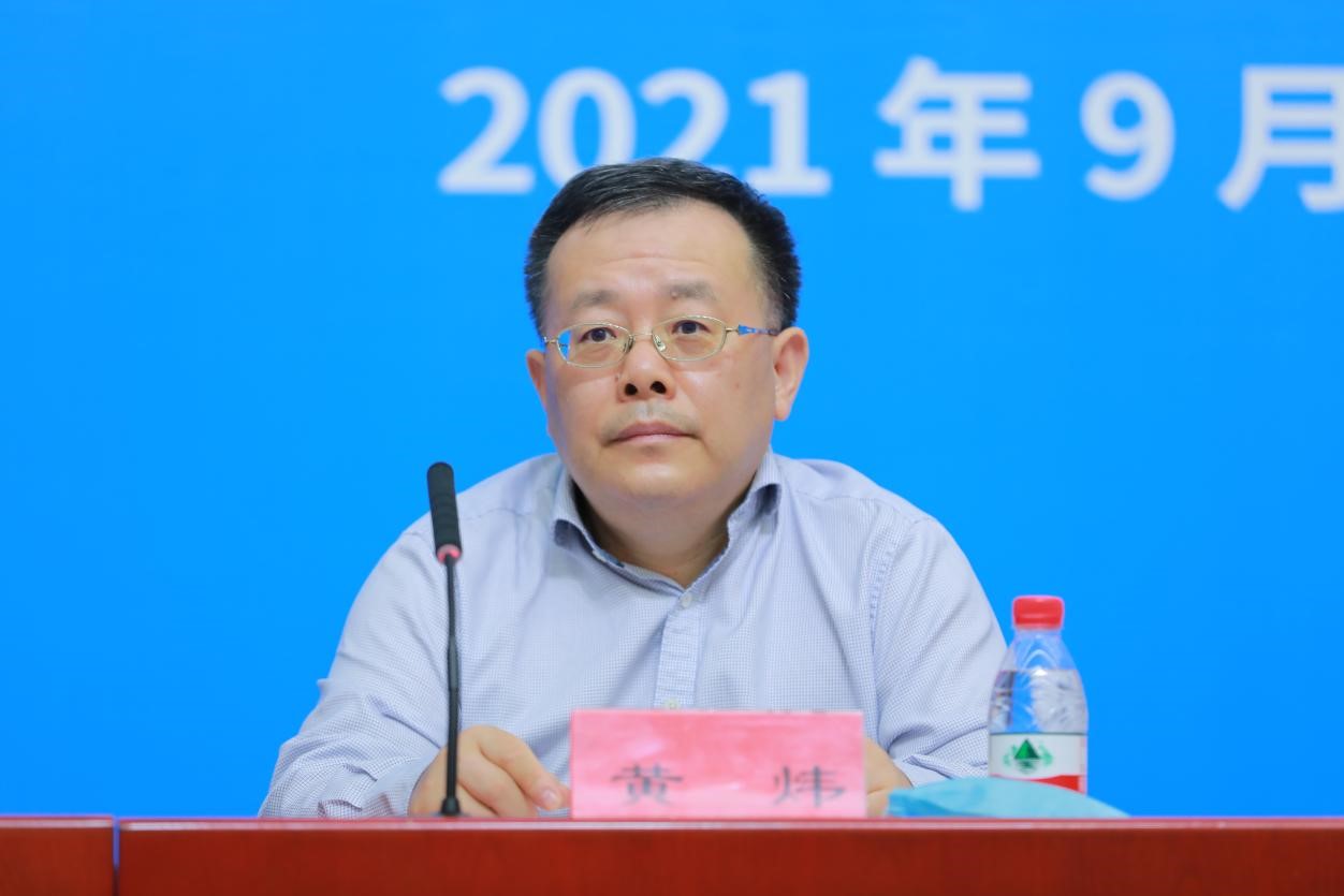中国广播电视社会组织联合会副会长兼秘书长黄炜同志