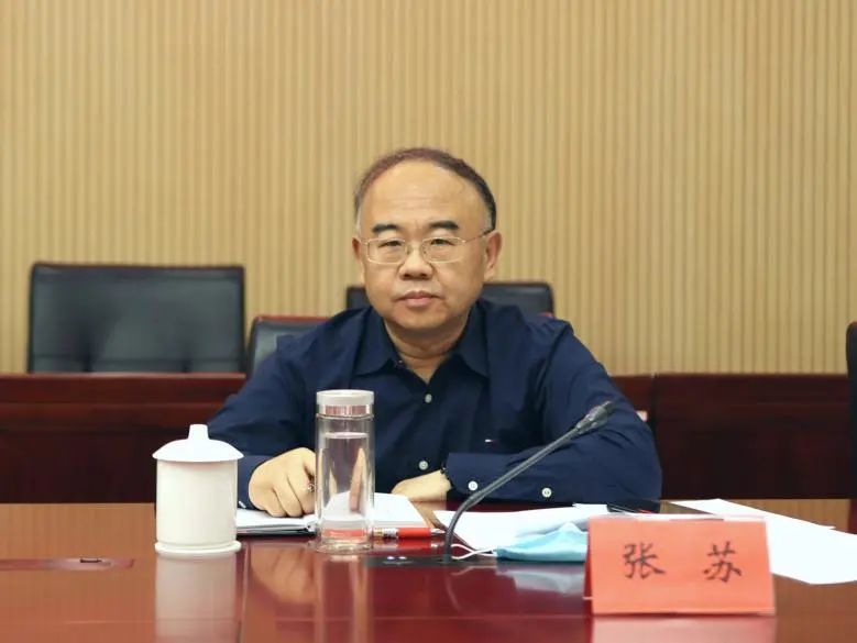 北京市广播电视局党组成员、副局长 张苏